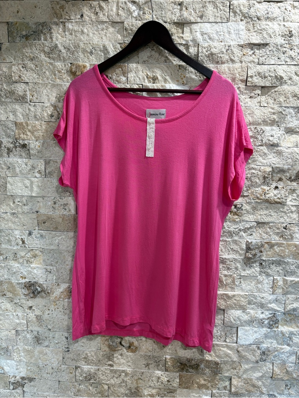 Jasmine Pink Women's Short Sleeve Top